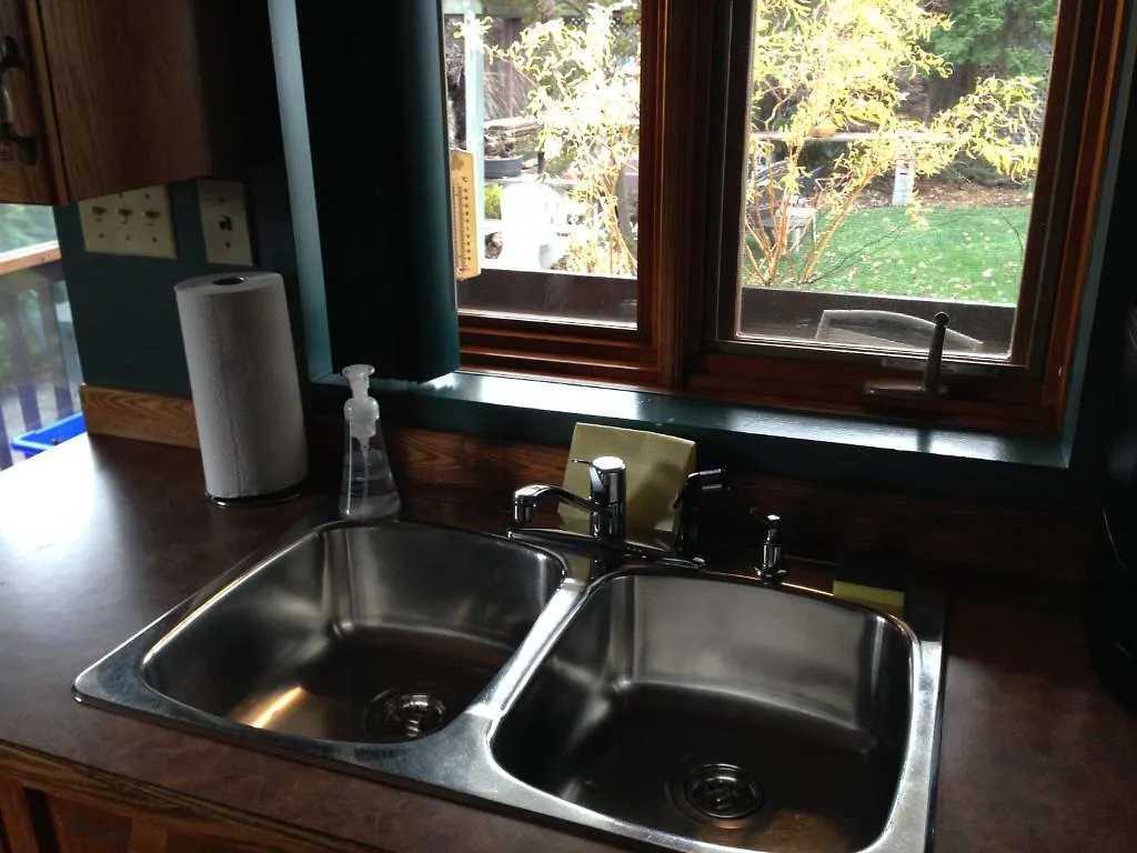 公寓 3 Bedrooms 3 Beds Near Metro -2 Parking Free 蒙特利尔 加拿大